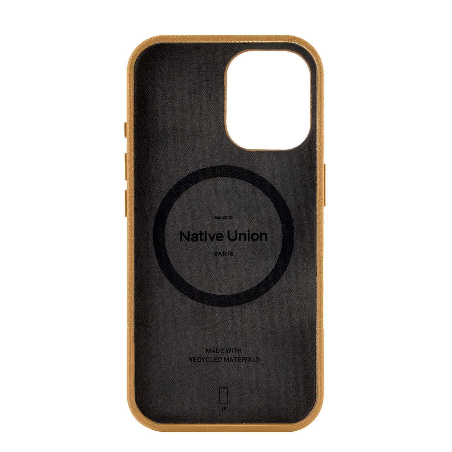 На фото изображено Чехол Native Union (RE)Classic Case MagSafe для iPhone 16, крафт