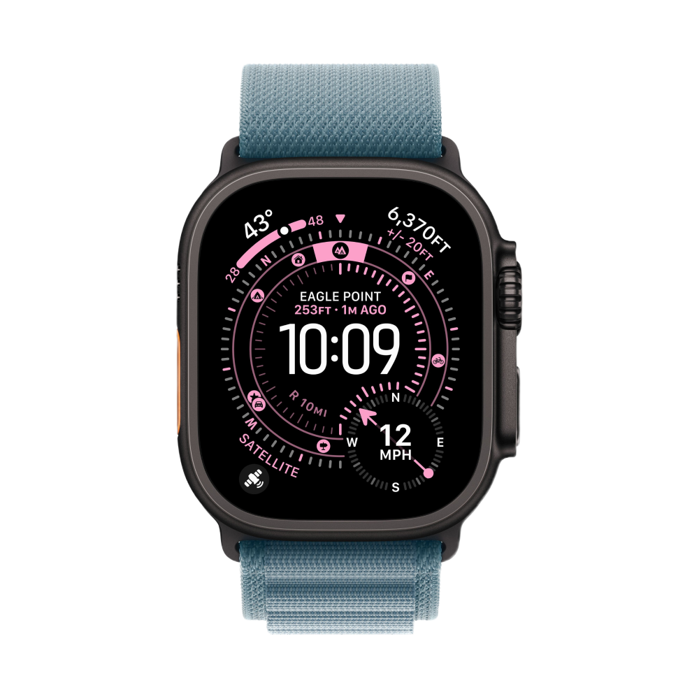 На фото изображено Apple Watch Ultra 3 GPS + Cellular, 49 мм, корпус из чёрного титана, ремешок Alpine, цвет светло-синий, L