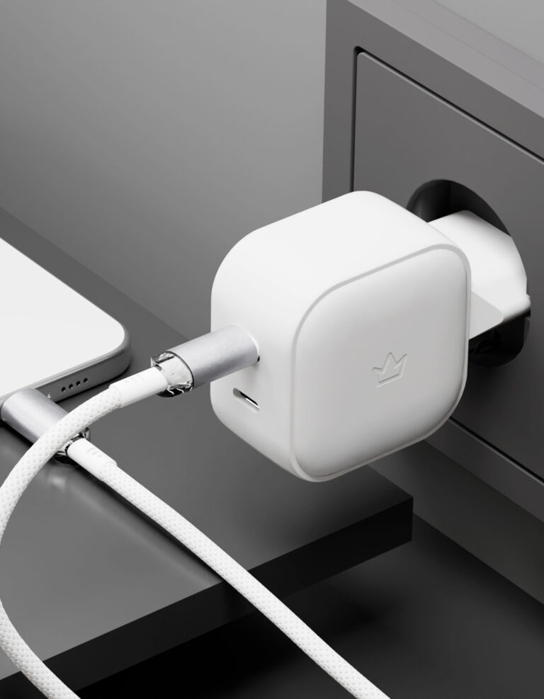 На фото изображено Адаптер питания VLP G-Charge 45W 2xUSB-C белый