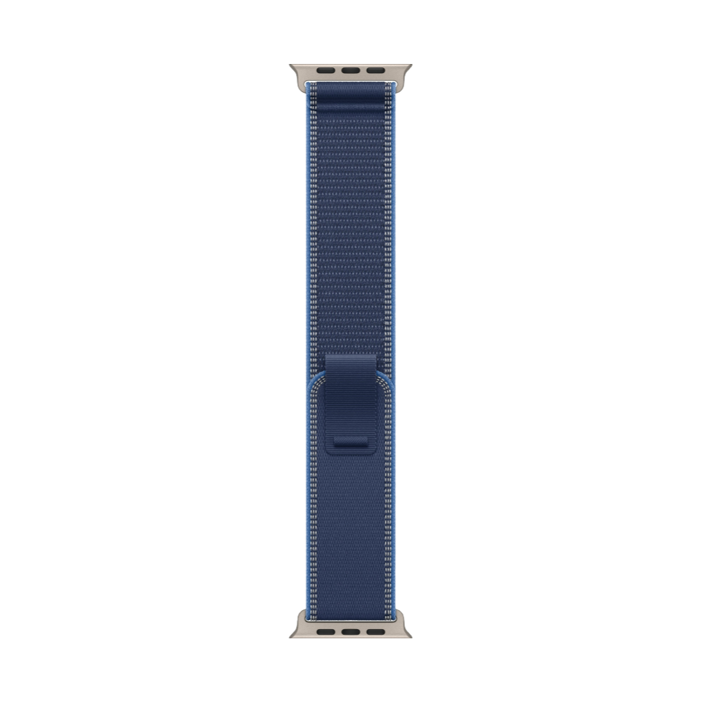 На фото изображено Apple Watch Ultra 3 GPS + Cellular, 49 мм, корпус из натурального титана, ремешок Trail, цвет синий, M/L
