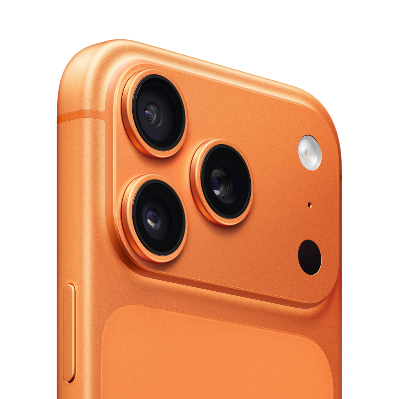 На фото изображено Apple iPhone 17 Pro, 256 ГБ, Космический оранжевый